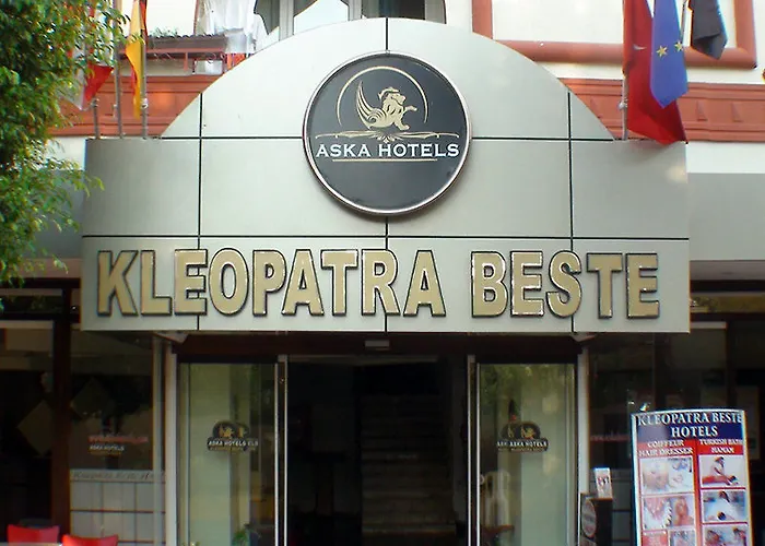 Aska Kleopatra Hotell 3*