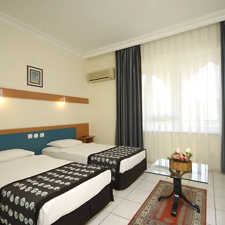 Hotel Aska Kleopatra 3*