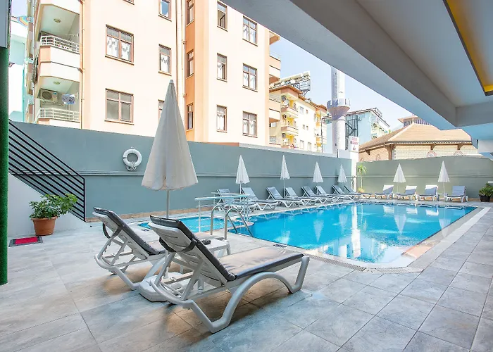 Hotel Aska Kleopatra 3*