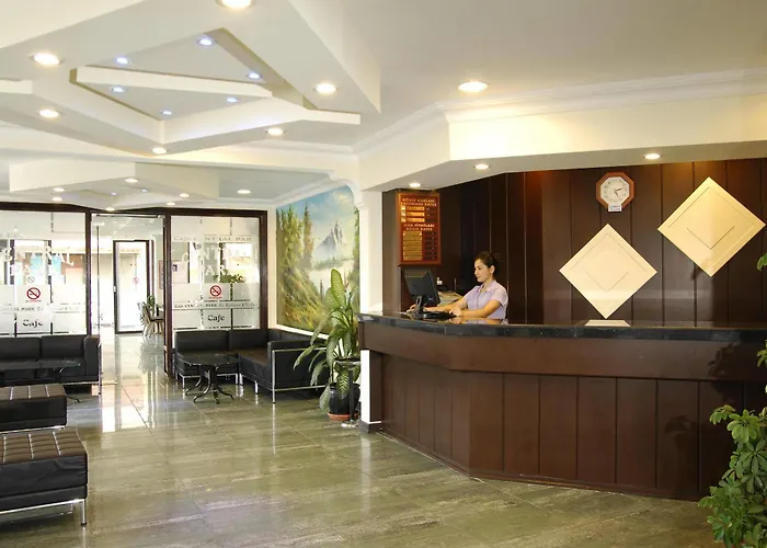 Aska Kleopatra Hotel